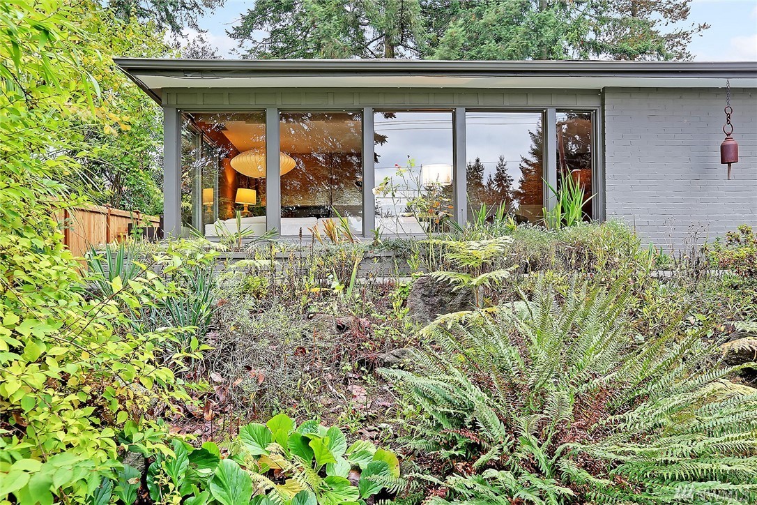 Untouched Bellevue MidCentury Rambler Urban Living
