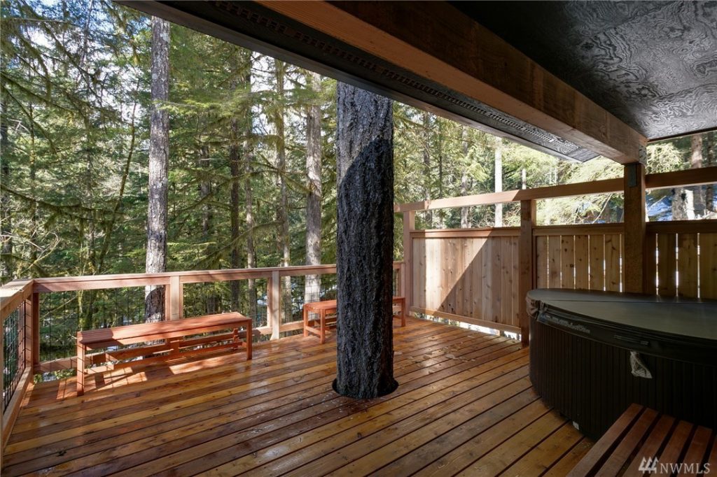 Custom Cabin in Mt Baker's Snowline Community Urban Living