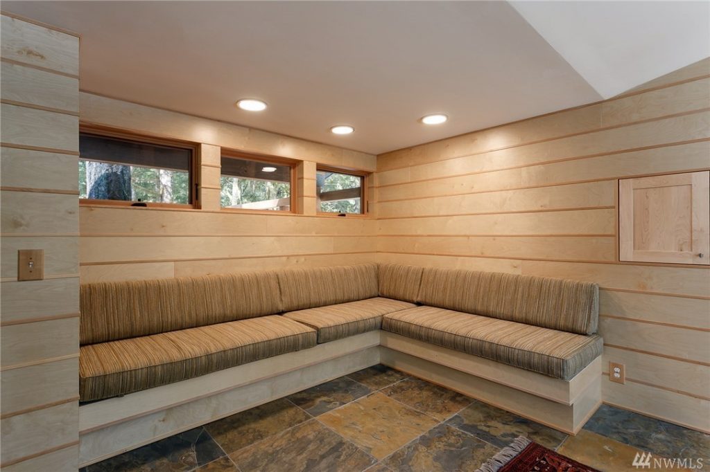 Custom Cabin in Mt Baker's Snowline Community Urban Living