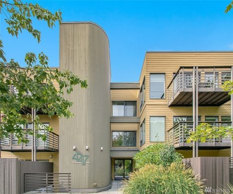 4217 Fremont Avenue N