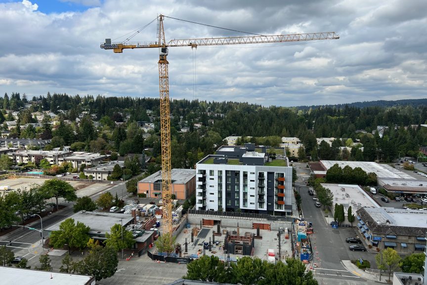 Mari Bellevue crane and construction site as of September 2022