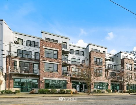 Tramonti at Lake Union